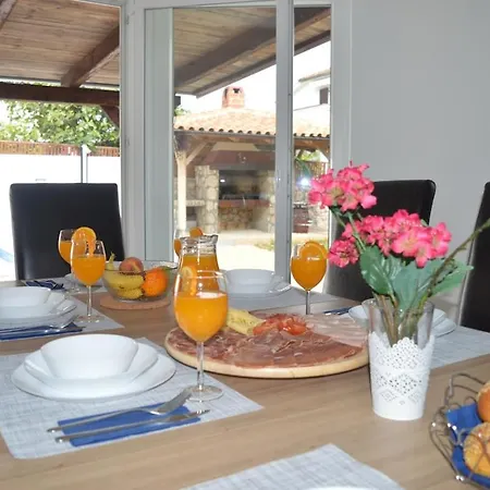 Peaceful Tereza * Vantacici