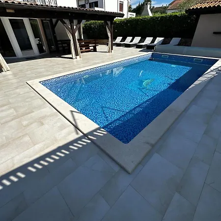 Peaceful Tereza Villa