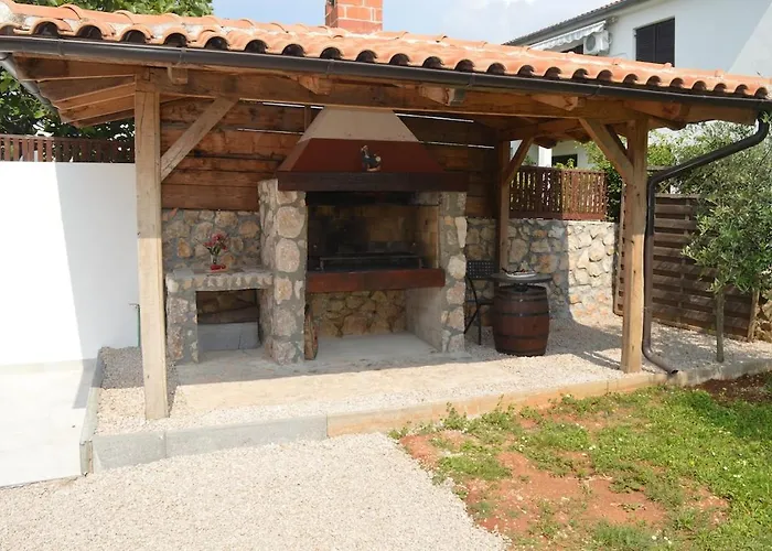 Peaceful Tereza Villa Vantacici